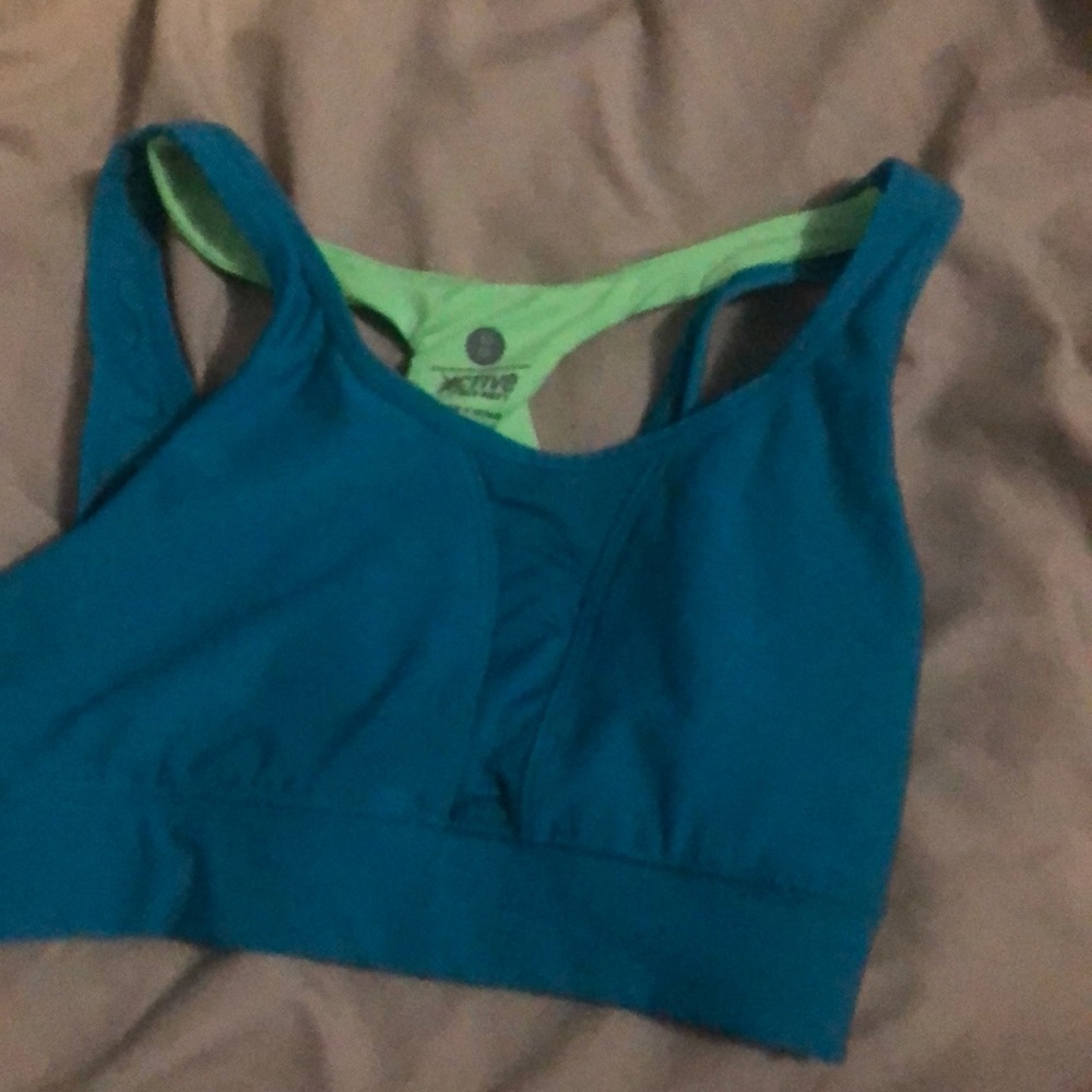 Sports bra